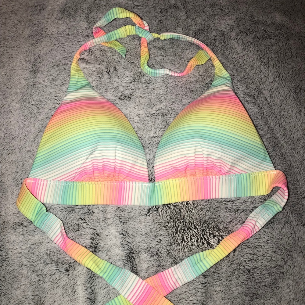 Victoria’s Secret bikini top
